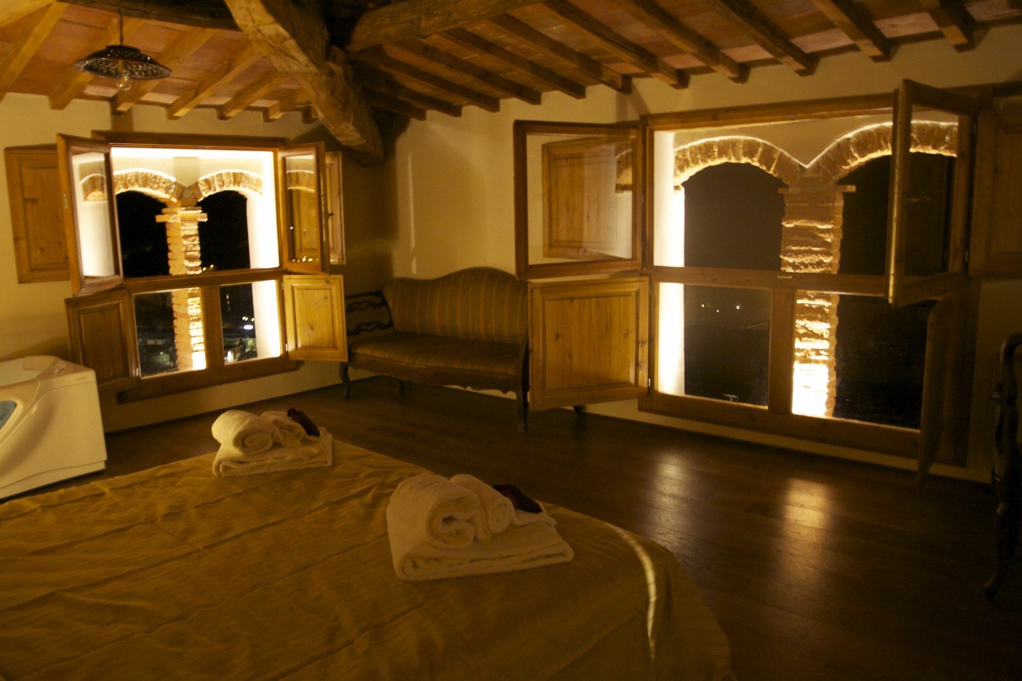 Villa D'Arte Agri Resort Понтасиеве Екстериор снимка